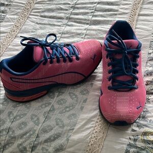 Puma Women's Athletic Shoes in Pink and Navy